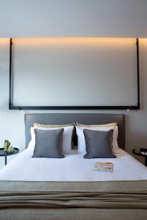 The Alex Monte Kastella, Santikos Collection Main image